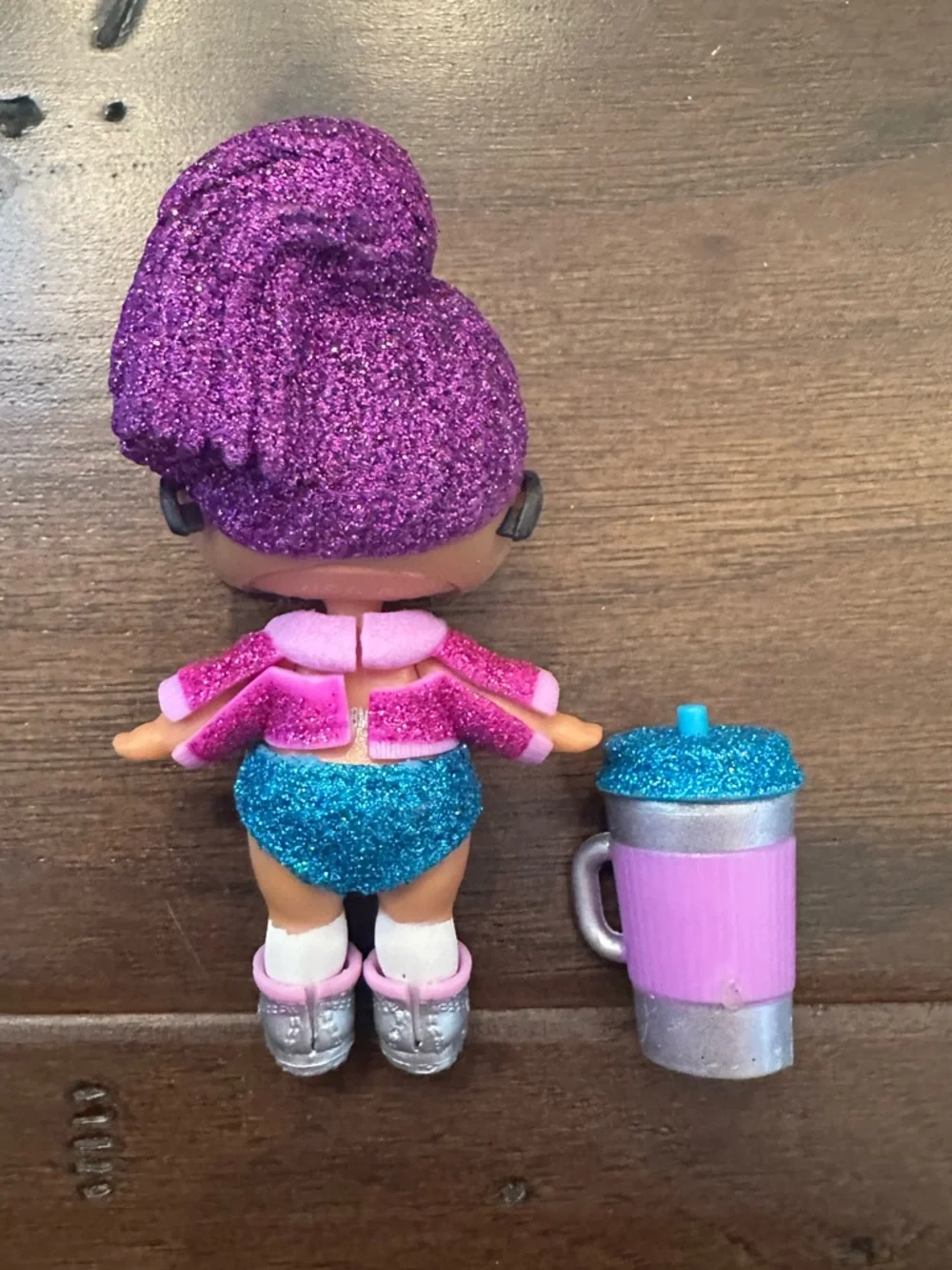 EUC L.O.L. Surprise! Glitter Doll with Pink Jacket, Purple Hair & Blue Outfit